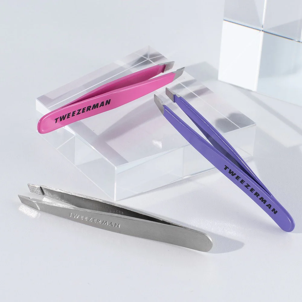 Tweezerman Mini Slant Tweezer - Lovely Lavender - Image 3